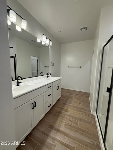 a view of an empty walk in closet