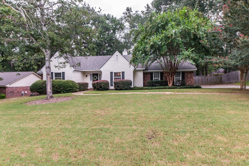 9 Conisburgh Court Columbus, GA 31907 - Photo 2 of 46 a front view of a house with a yard
