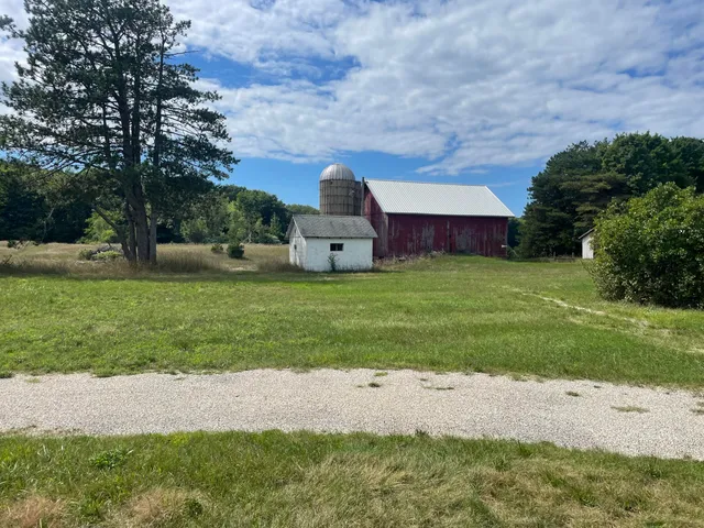 $480,000 | 5321 South 36th Avenue, New Era, MI 49446