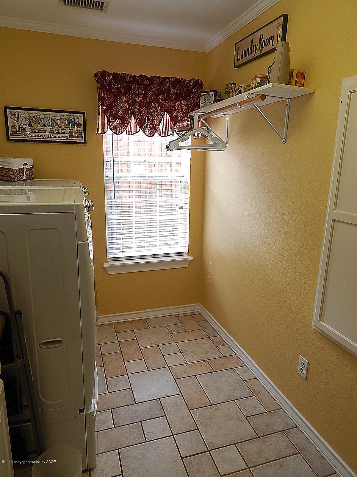 7404 Bayswater Road Amarillo, TX 79119 - Photo 14 of 30 Utility Room