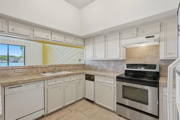 $375,000 | 134 April Point Drive South, Conroe, TX 77356