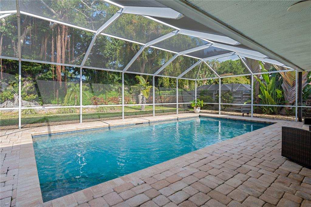 606 Owl Way Sarasota, FL 34236 - Photo 31 of 35