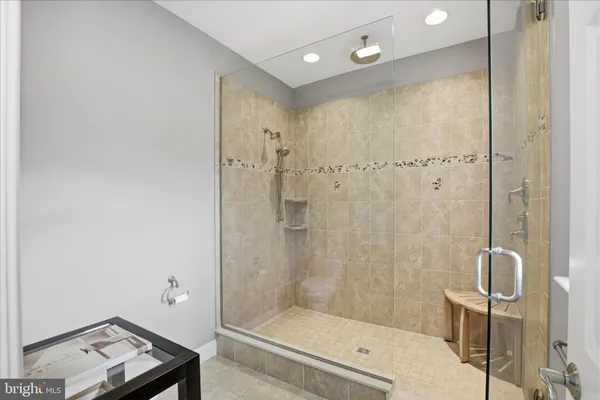 $1,250,000 | 6125 Run Cross Lane, Enola, PA 17025