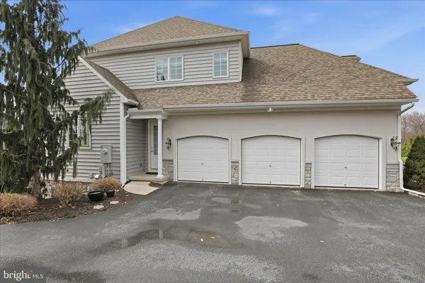 $1,250,000 | 6125 Run Cross Lane, Enola, PA 17025