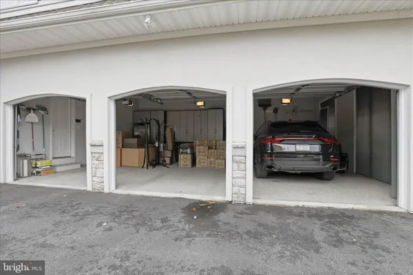 $1,250,000 | 6125 Run Cross Lane, Enola, PA 17025