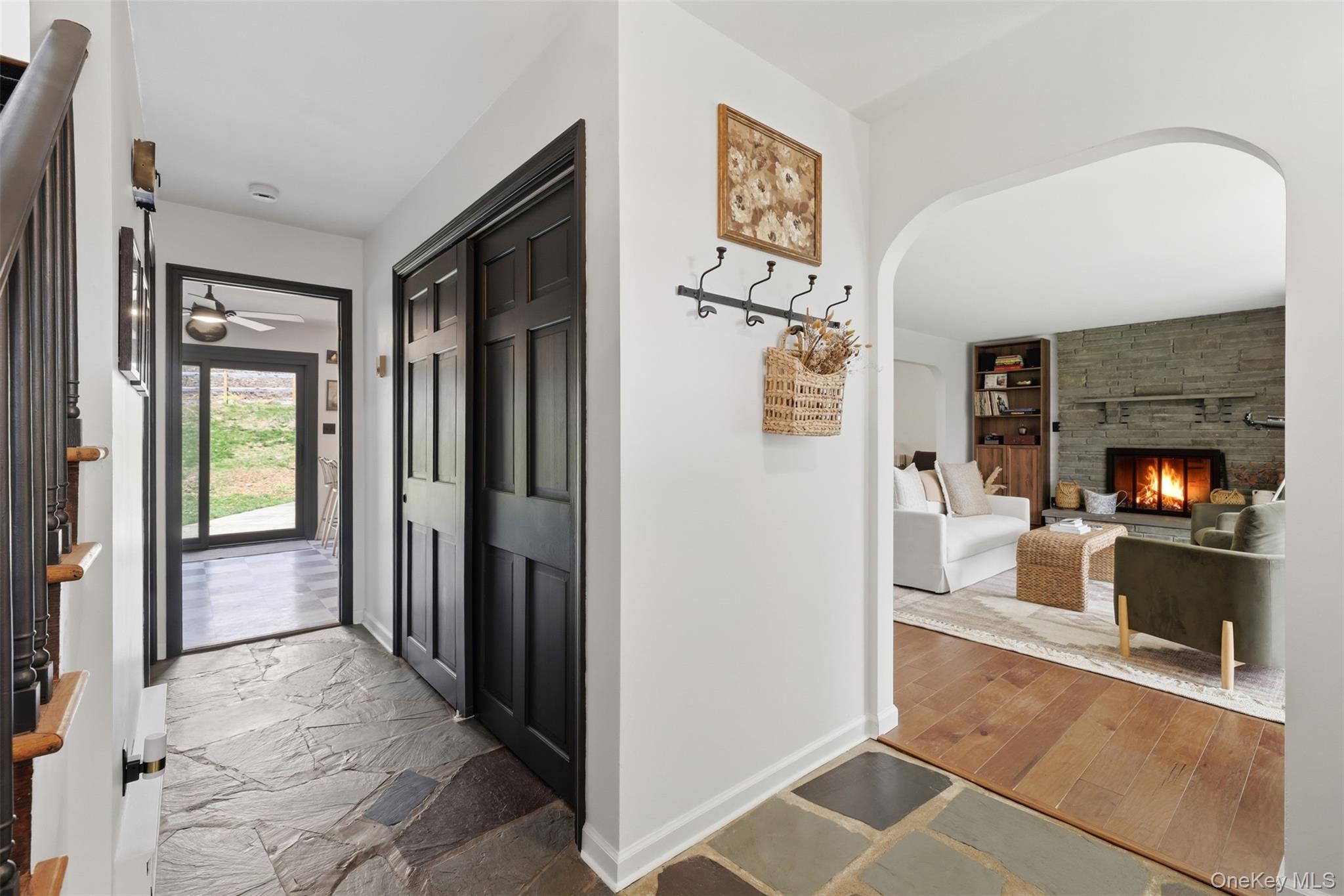 7 Kerr Road Rhinebeck, NY 12572 - Photo 4 of 43