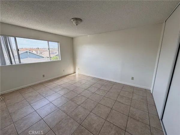$2,000 | 635 West 15th Street, Unit 2, San Pedro, CA 90731