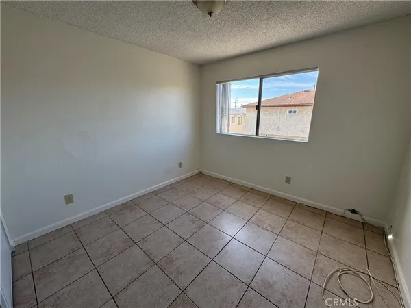 $2,000 | 635 West 15th Street, Unit 2, San Pedro, CA 90731
