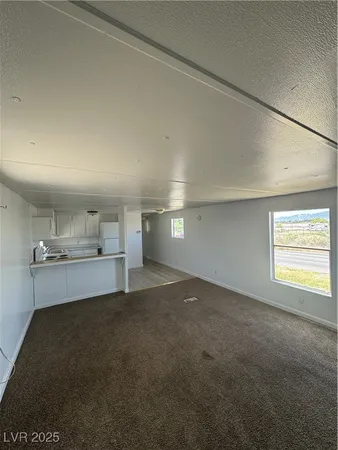 $1,300 | 921 1st Street, Unit 3, Pahrump, NV 89048