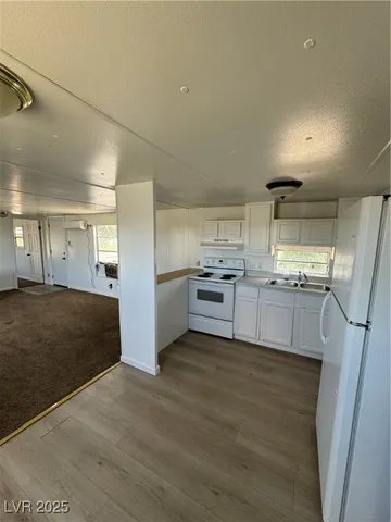 $1,300 | 921 1st Street, Unit 3, Pahrump, NV 89048