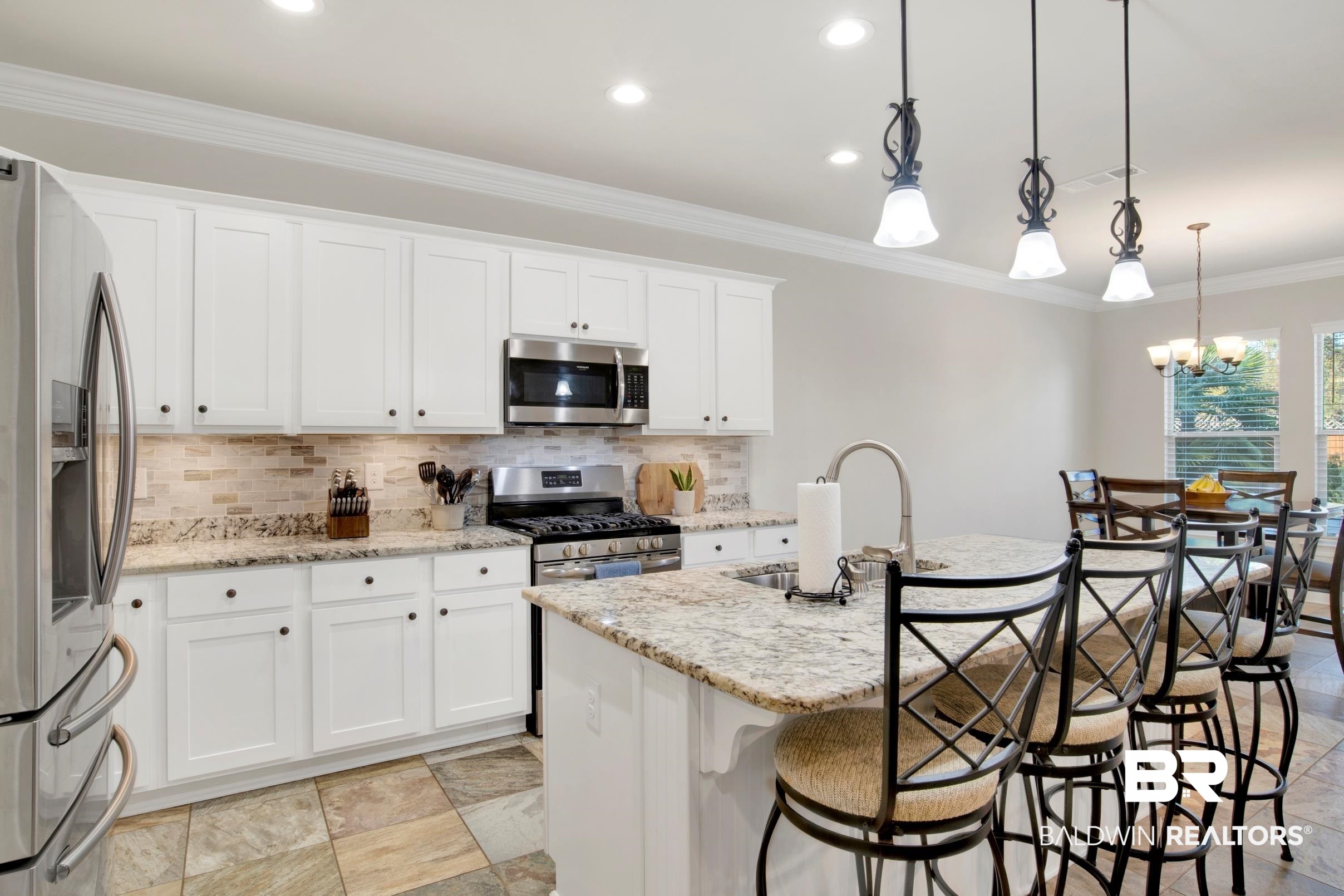 30665 Drayton Court Daphne, AL 36527 - Photo 11 of 28 Kitchen