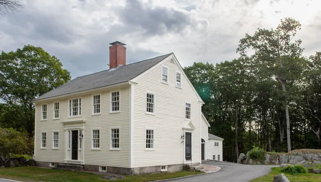 $1,150,000 | 181 Mill Road, North Hampton, NH 03862