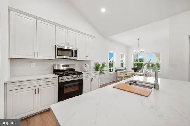 $639,990 | 33763 Catching Cove, Lewes, DE 19958