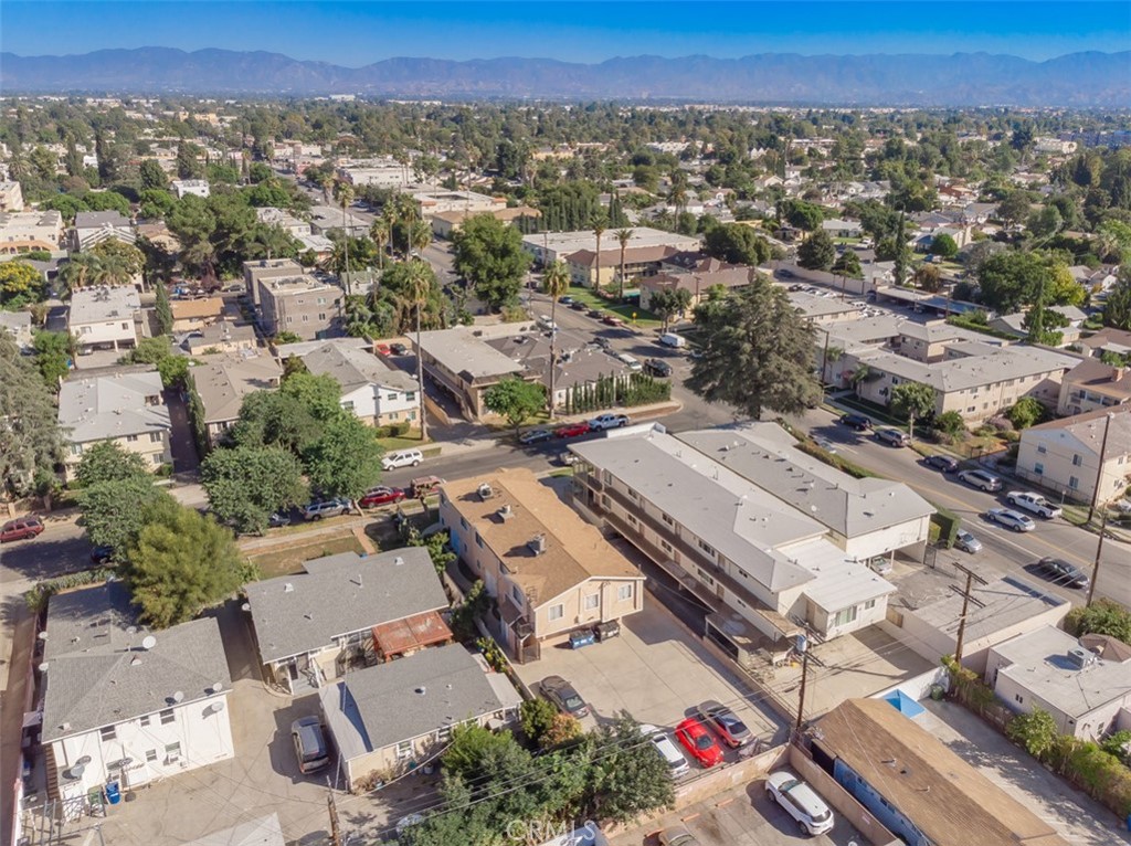 14112 Delano Street Van Nuys, CA 91401 - Photo 15 of 27