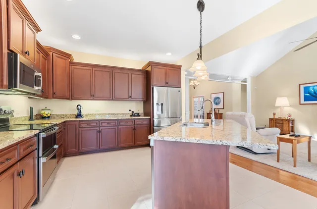 $599,000 | 24563 River Crossing Drive, Shorewood, IL 60404