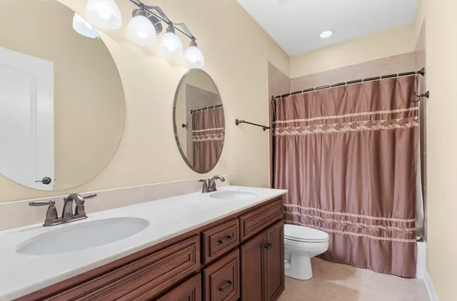 $599,000 | 24563 River Crossing Drive, Shorewood, IL 60404