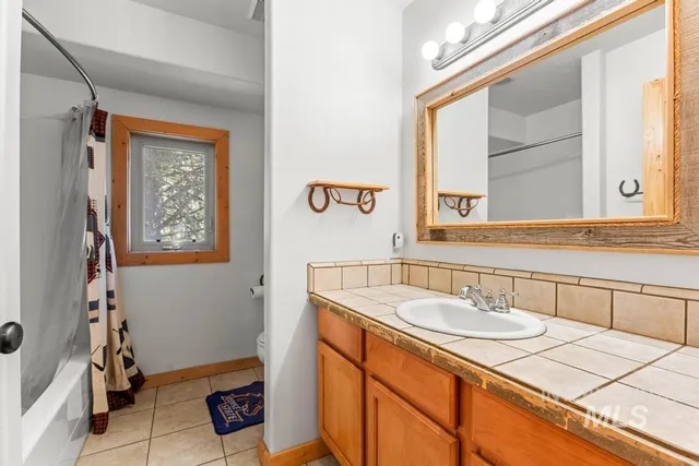 $800,000 | 10389 Gamann Drive, Cascade, ID 83611