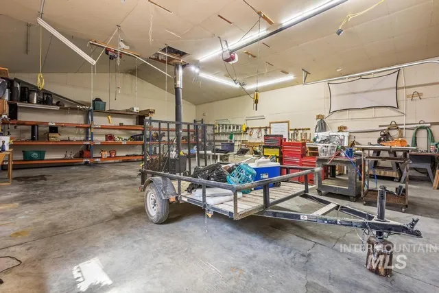 $800,000 | 10389 Gamann Drive, Cascade, ID 83611