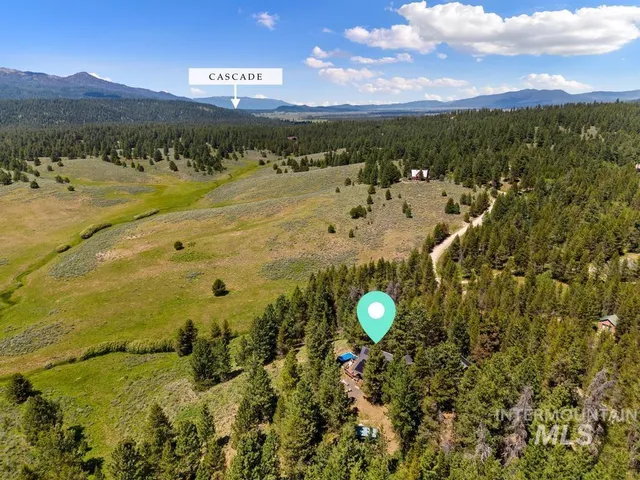 $800,000 | 10389 Gamann Drive, Cascade, ID 83611