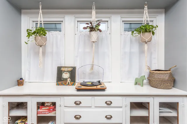 $304,900 | 1526 South East Street, Indianapolis, IN 46225