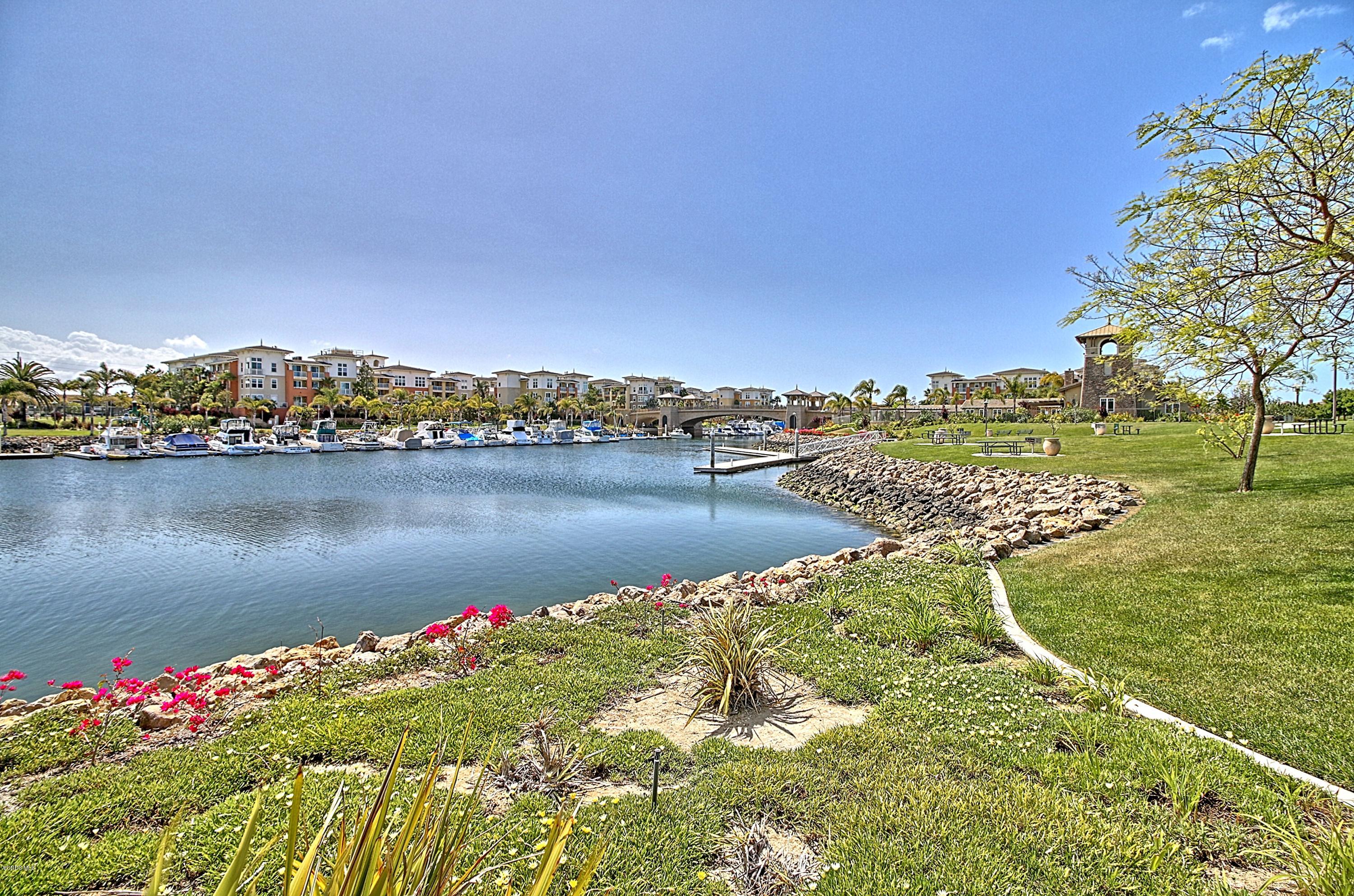 1568 Seabridge Lane Oxnard, CA 93035 - Photo 32 of 33 a view of a lake with a lake