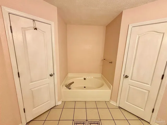 $359,000 | 7781 Ramona Drive, Navarre, FL 32566