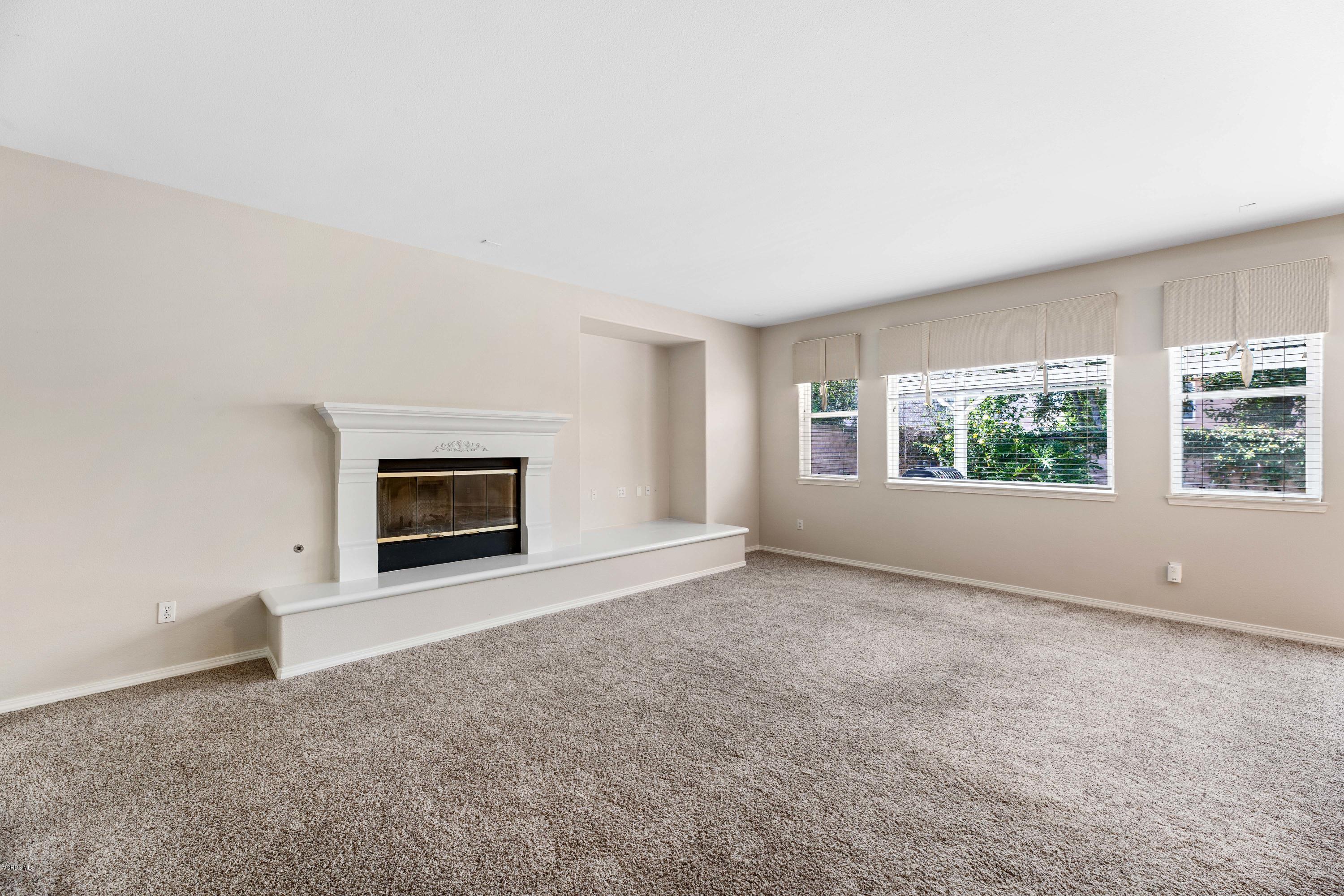 4591 Bluewood Court Moorpark, CA 93021 - Photo 30 of 43 an empty room with windows