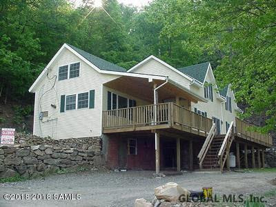 13 Locke Road Port Henry, NY 12974 - Photo 3 of 44 Photo 3