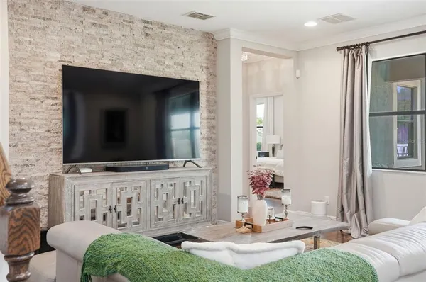 $869,900 | 1897 Fox Grape Loop, Lutz, FL 33558