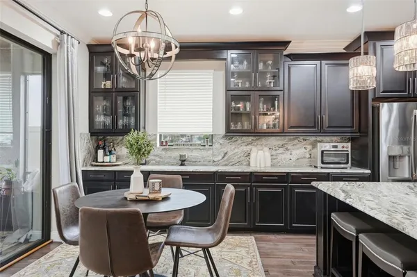 $869,900 | 1897 Fox Grape Loop, Lutz, FL 33558