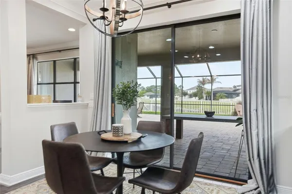 $869,900 | 1897 Fox Grape Loop, Lutz, FL 33558