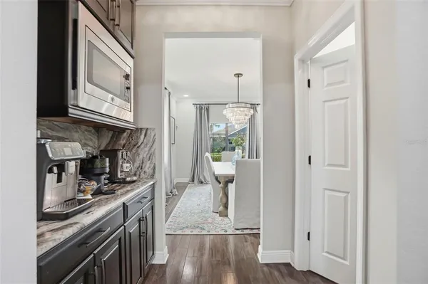 $869,900 | 1897 Fox Grape Loop, Lutz, FL 33558