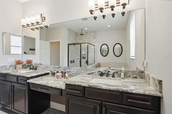 $869,900 | 1897 Fox Grape Loop, Lutz, FL 33558
