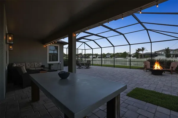$869,900 | 1897 Fox Grape Loop, Lutz, FL 33558