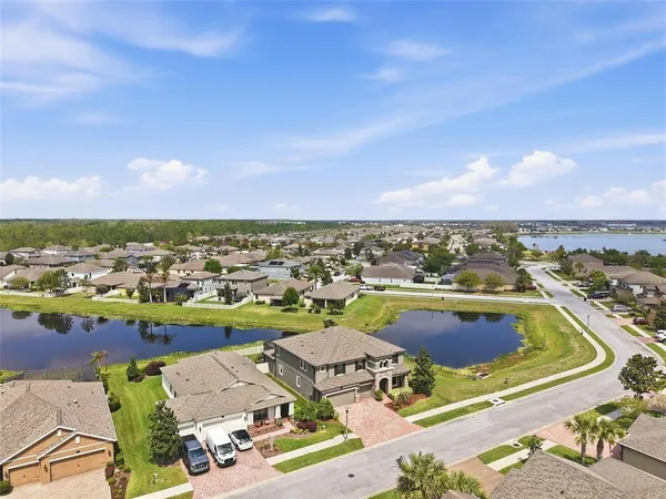 $869,900 | 1897 Fox Grape Loop, Lutz, FL 33558