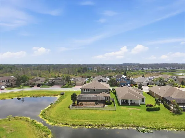 $869,900 | 1897 Fox Grape Loop, Lutz, FL 33558