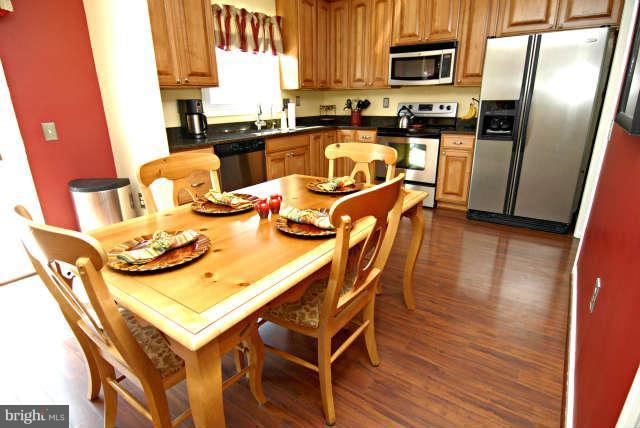10213 Snowden Road Laurel, MD 20708 - Photo 14 of 30 Kitchen