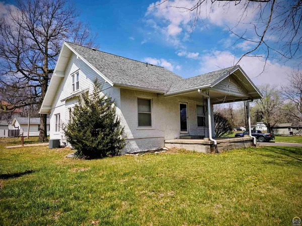 $115,000 | 803 South 8th Street, Sabetha, KS 66534