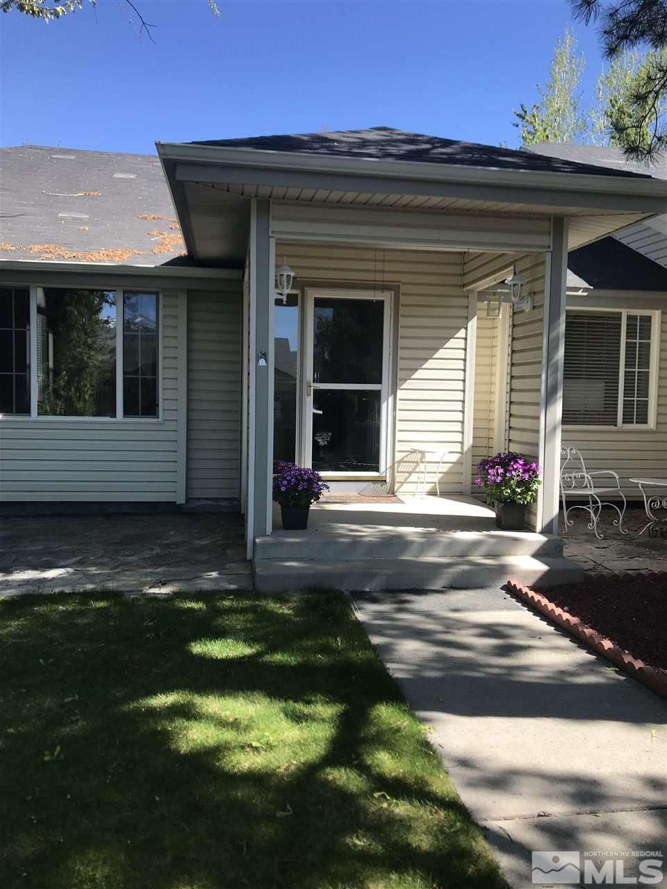 5305 Vista Ridge Way Reno, NV 89523 - Photo 3 of 11