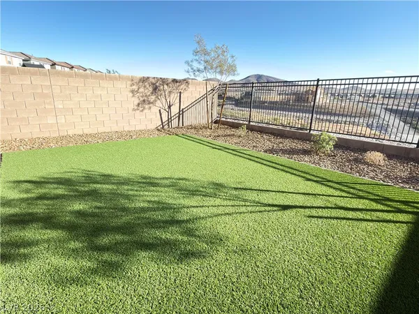 $2,750 | 3555 Moneghetti Place, Henderson, NV 89044