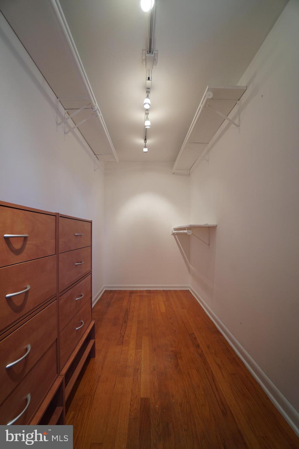 8602 Chapel View Road Ellicott City, MD 21043 - Photo 14 of 34