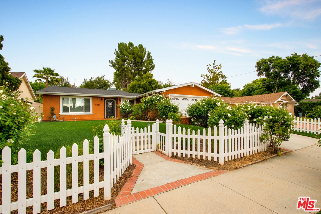 24101 Highlander Road West Hills, CA 91307 - Photo 1 of 27 Gallery Image 1