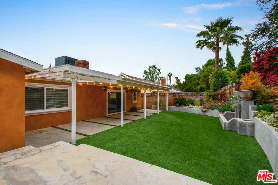 24101 Highlander Road West Hills, CA 91307 - Photo 8 of 27 Gallery Image 8