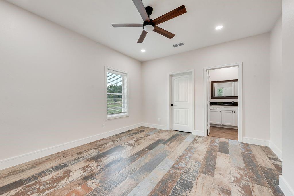 11167 Plainview Road Krum, TX 76249 - Photo 27 of 40