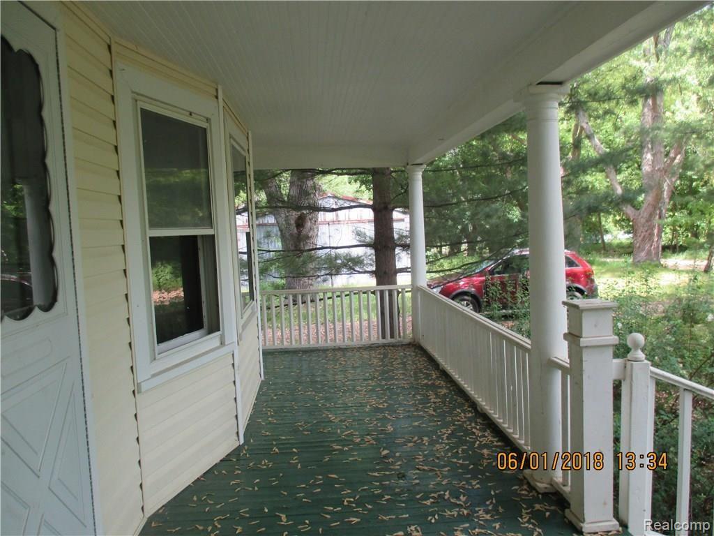 4949 Millis Road North Branch, MI 48461 - Photo 19 of 24 IMG_3193.JPG
