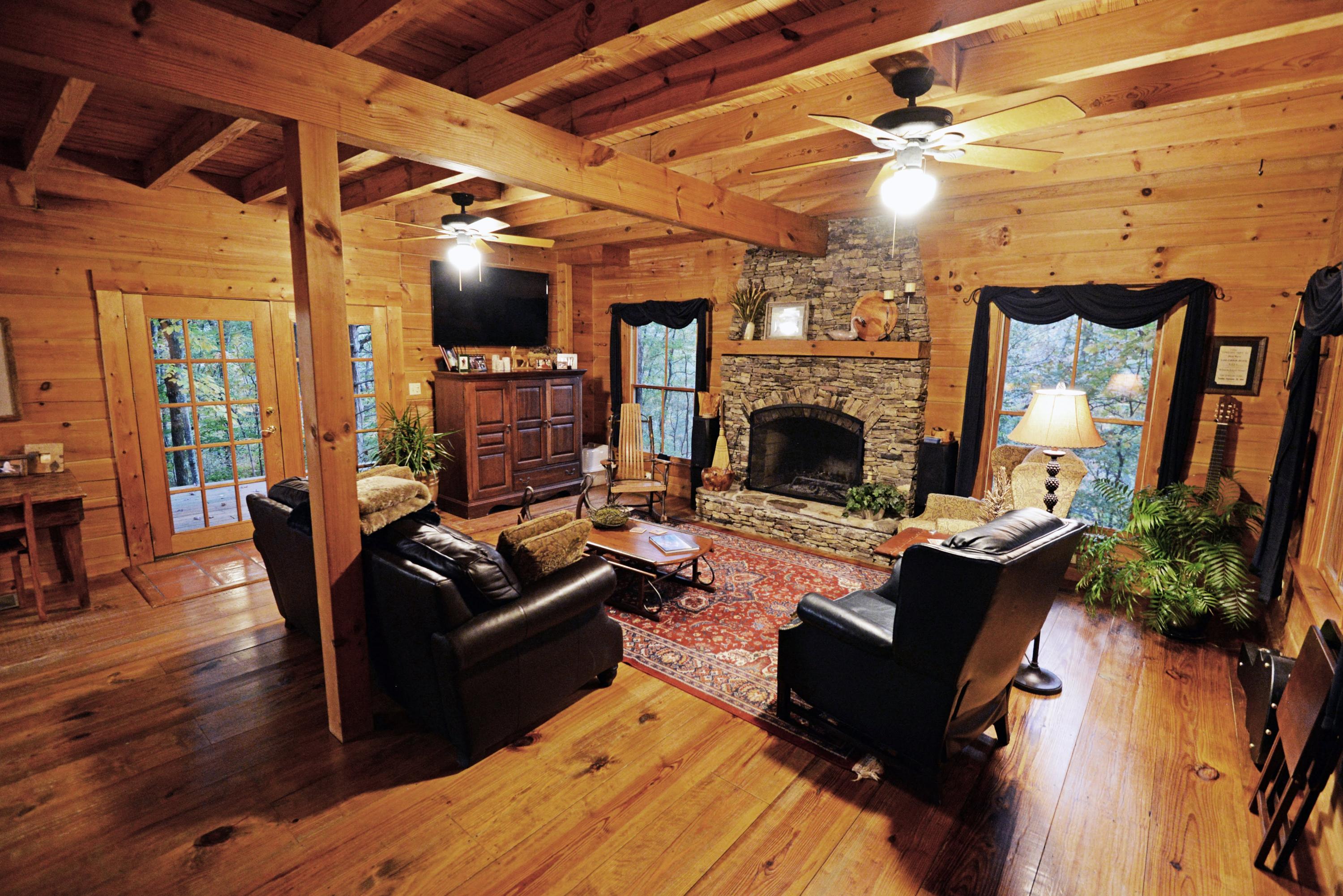 867 Welcome Valley Road Benton, TN 37307 - Photo 12 of 122 Main house great room 1