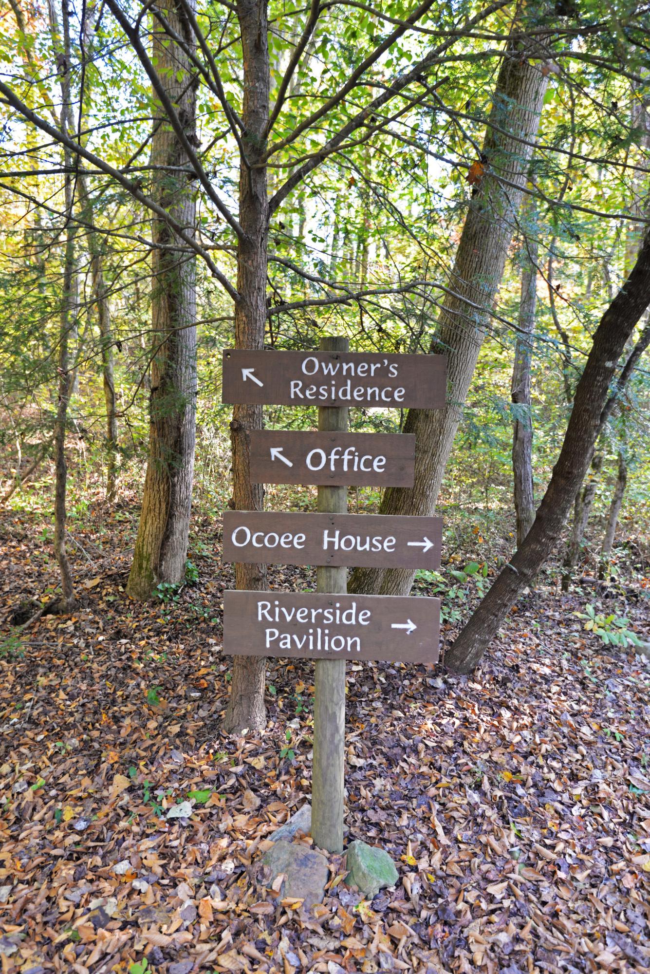 867 Welcome Valley Road Benton, TN 37307 - Photo 36 of 122 Main sign post