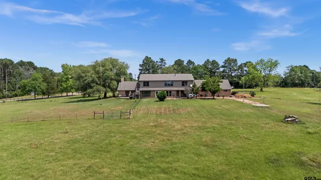 $688,900 | 126 County Road 4212, Jacksonville, TX 75766