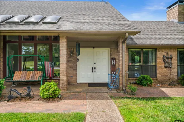 $688,900 | 126 County Road 4212, Jacksonville, TX 75766