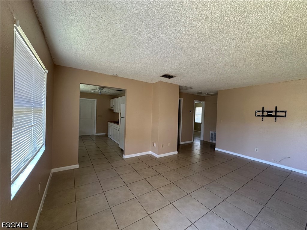 4425 Ruthann Court North Fort Myers, FL 33917 - Photo 5 of 21